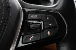 BMW 520 YLA-965 carousel thumbs