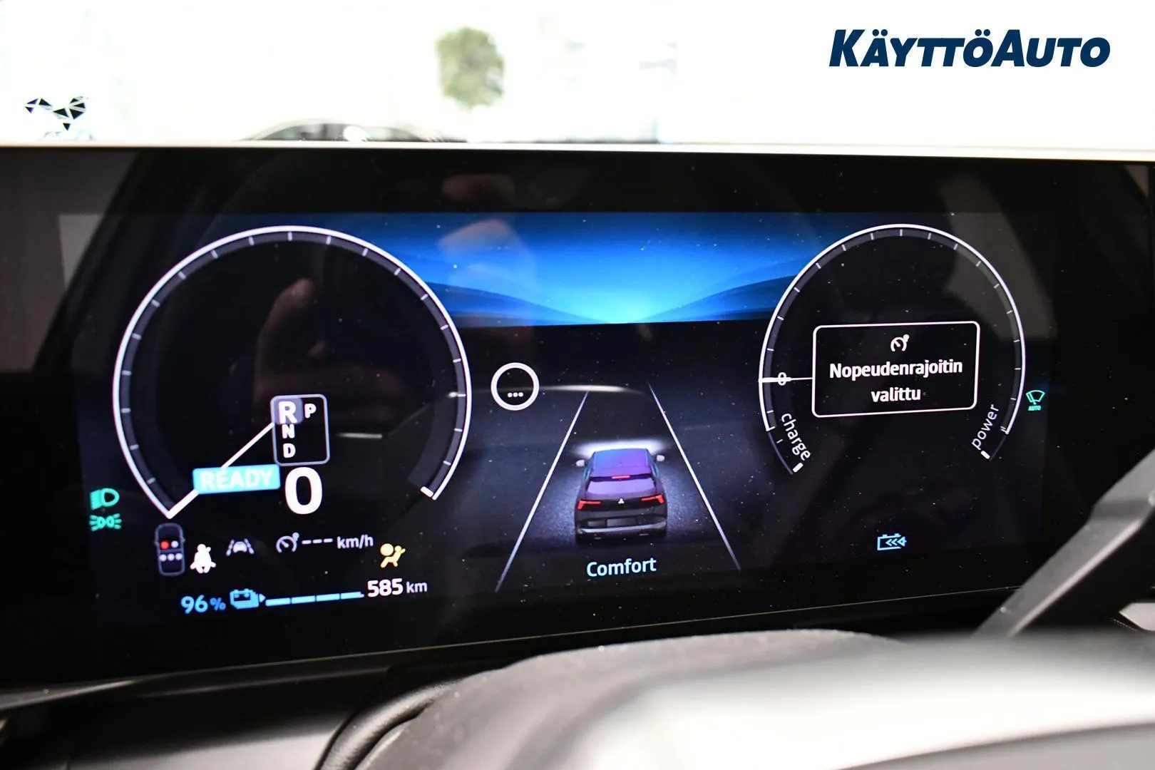 Mitsubishi Eclipse Cross ZRL-671 carousel image