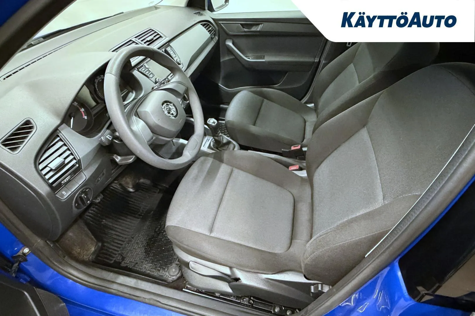 Skoda Fabia LPK-696 carousel image