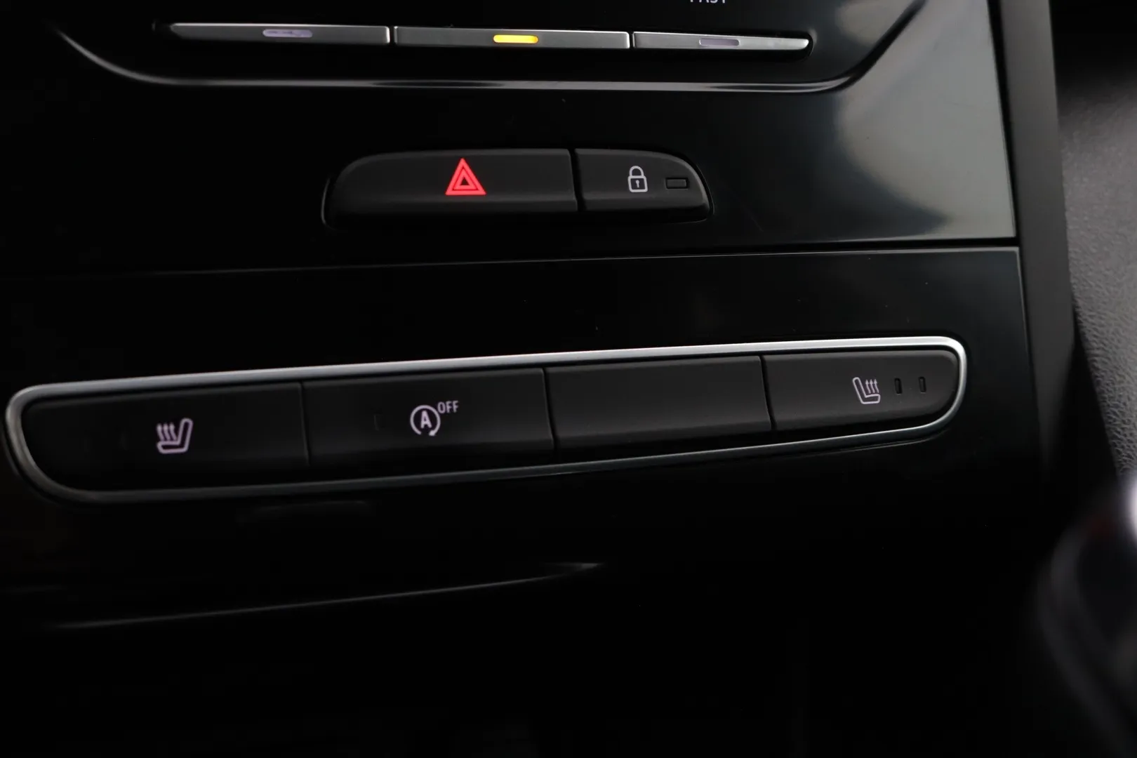 Renault Megane NOB-527 carousel image