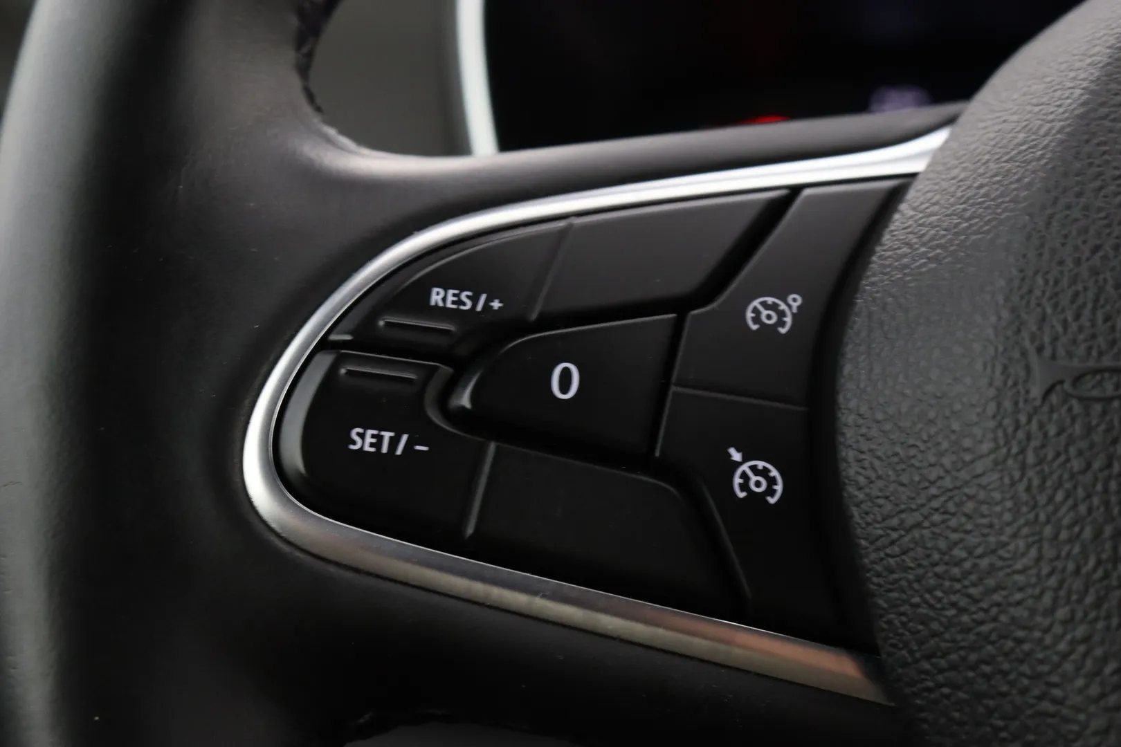 Renault Megane NOB-527 carousel image