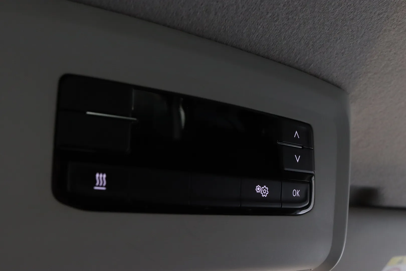 Volkswagen Transporter YKY-726 carousel image