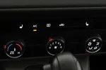 Volkswagen Transporter YKY-726 carousel thumbs