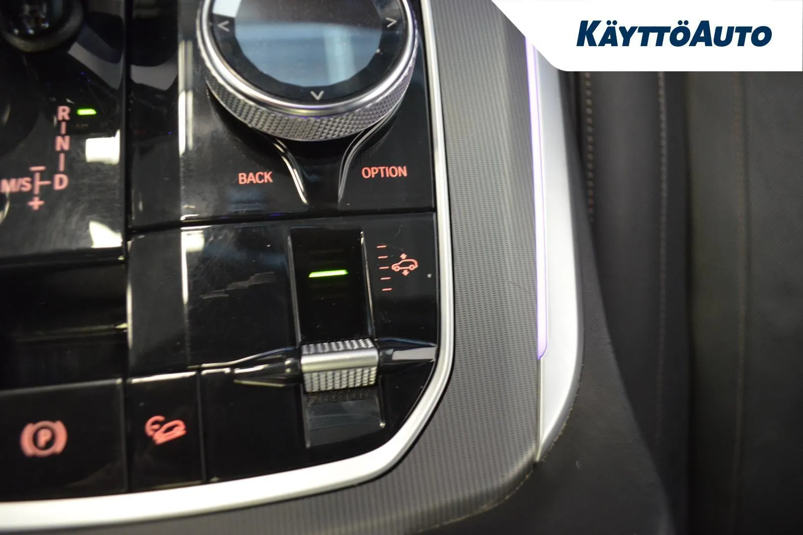 BMW X5 FOA-704 carousel image