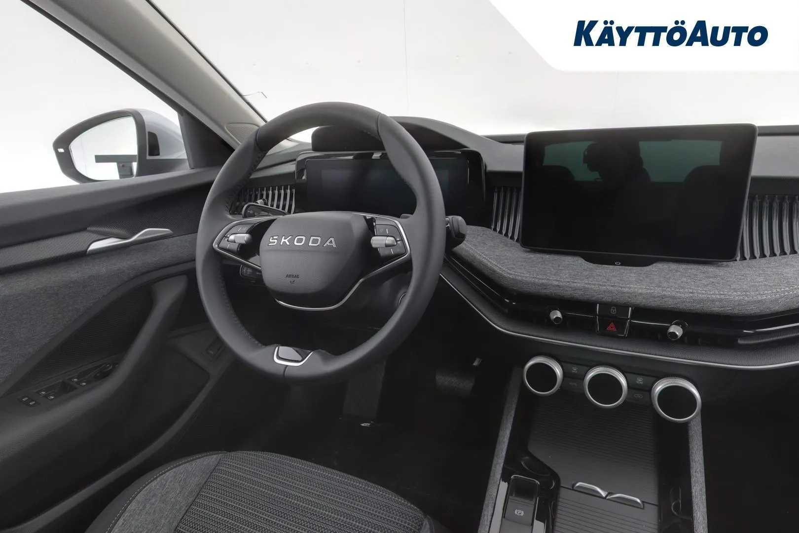 Skoda Superb NON-925 carousel image
