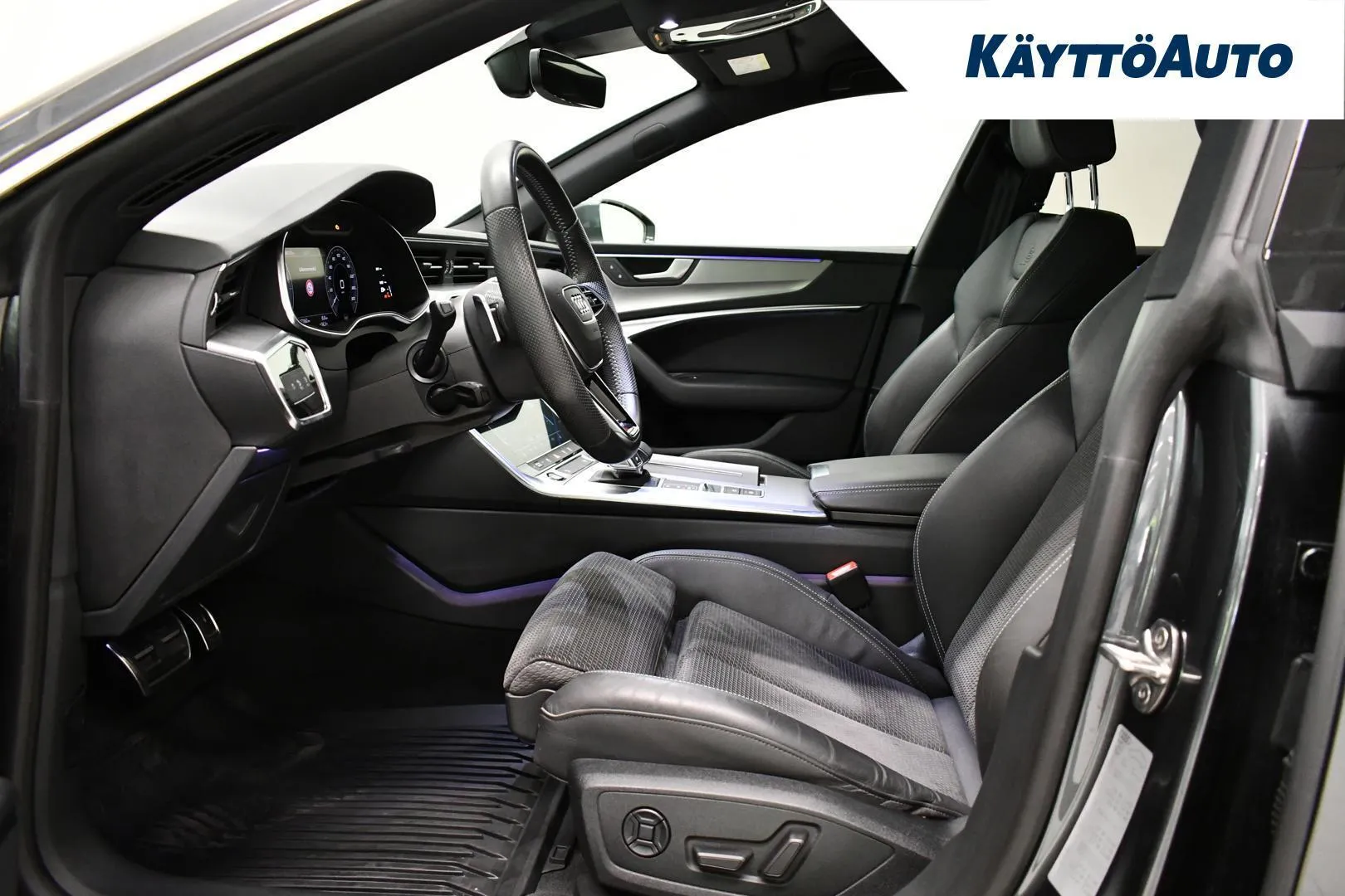 Audi A7 KUH-315 carousel image