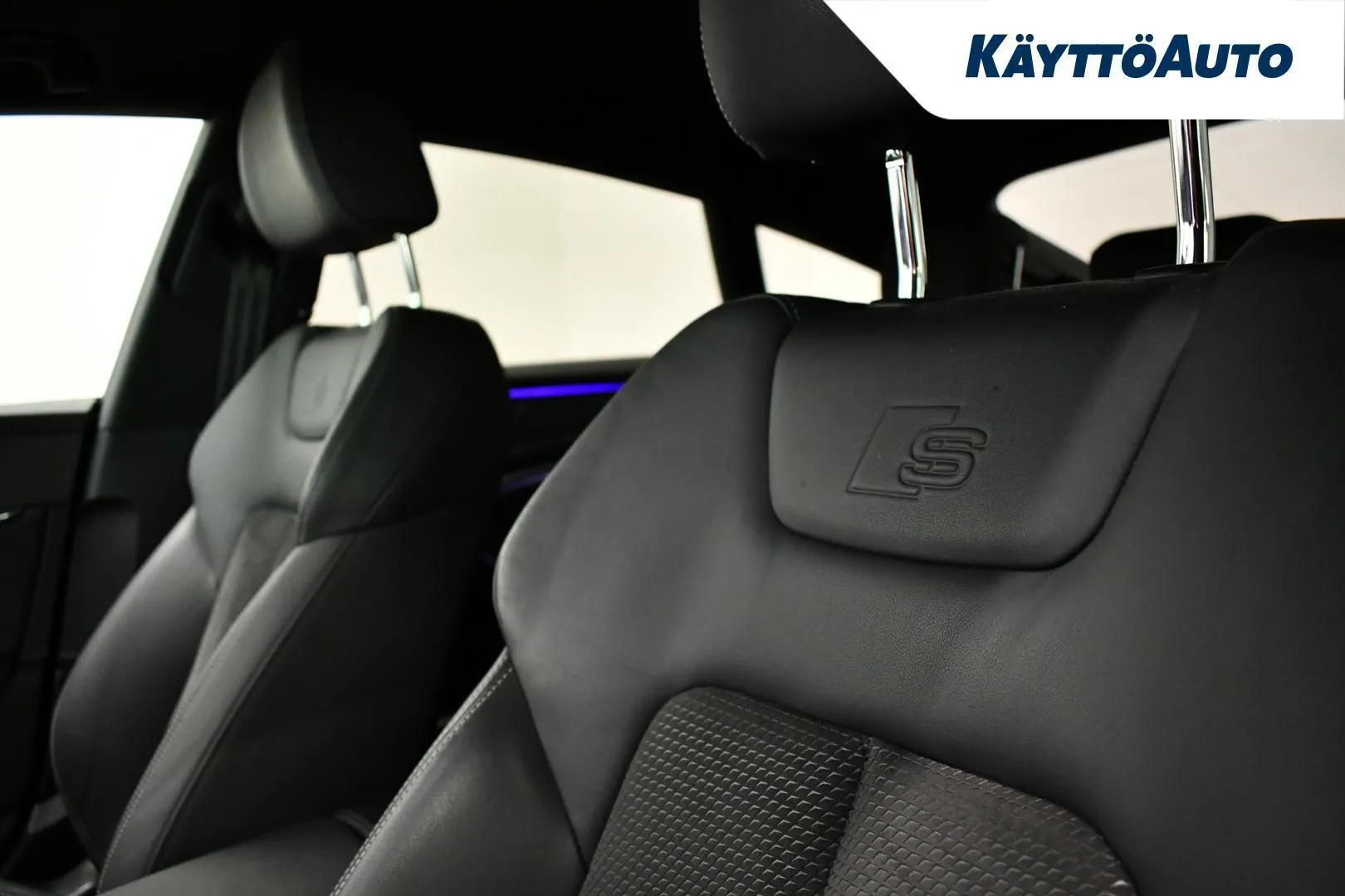 Audi A7 KUH-315 carousel image