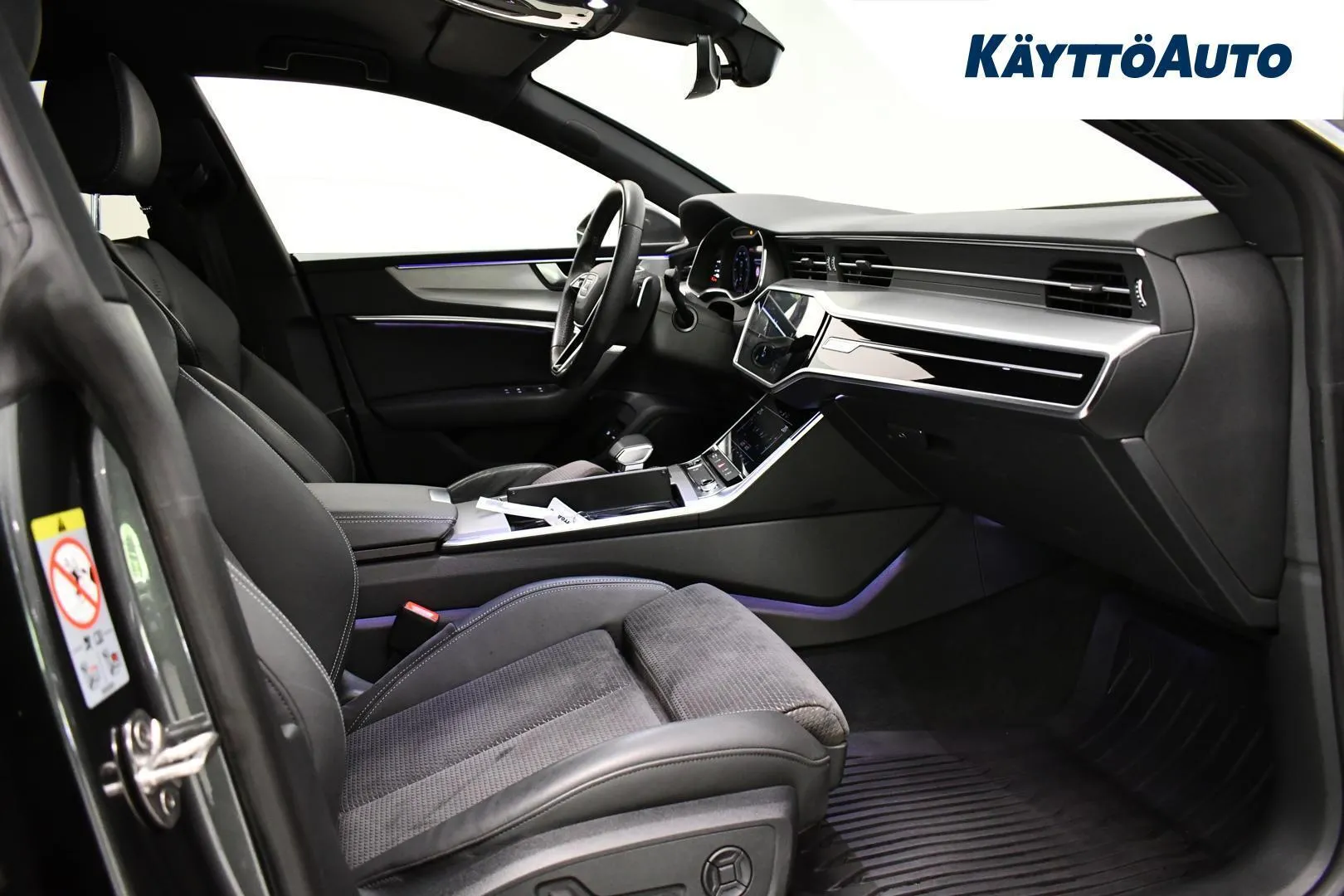 Audi A7 KUH-315 carousel image