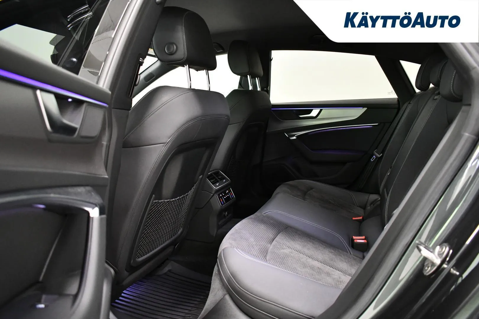 Audi A7 KUH-315 carousel image