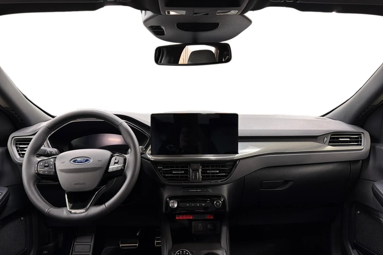 Ford Kuga ZRL-824 carousel image