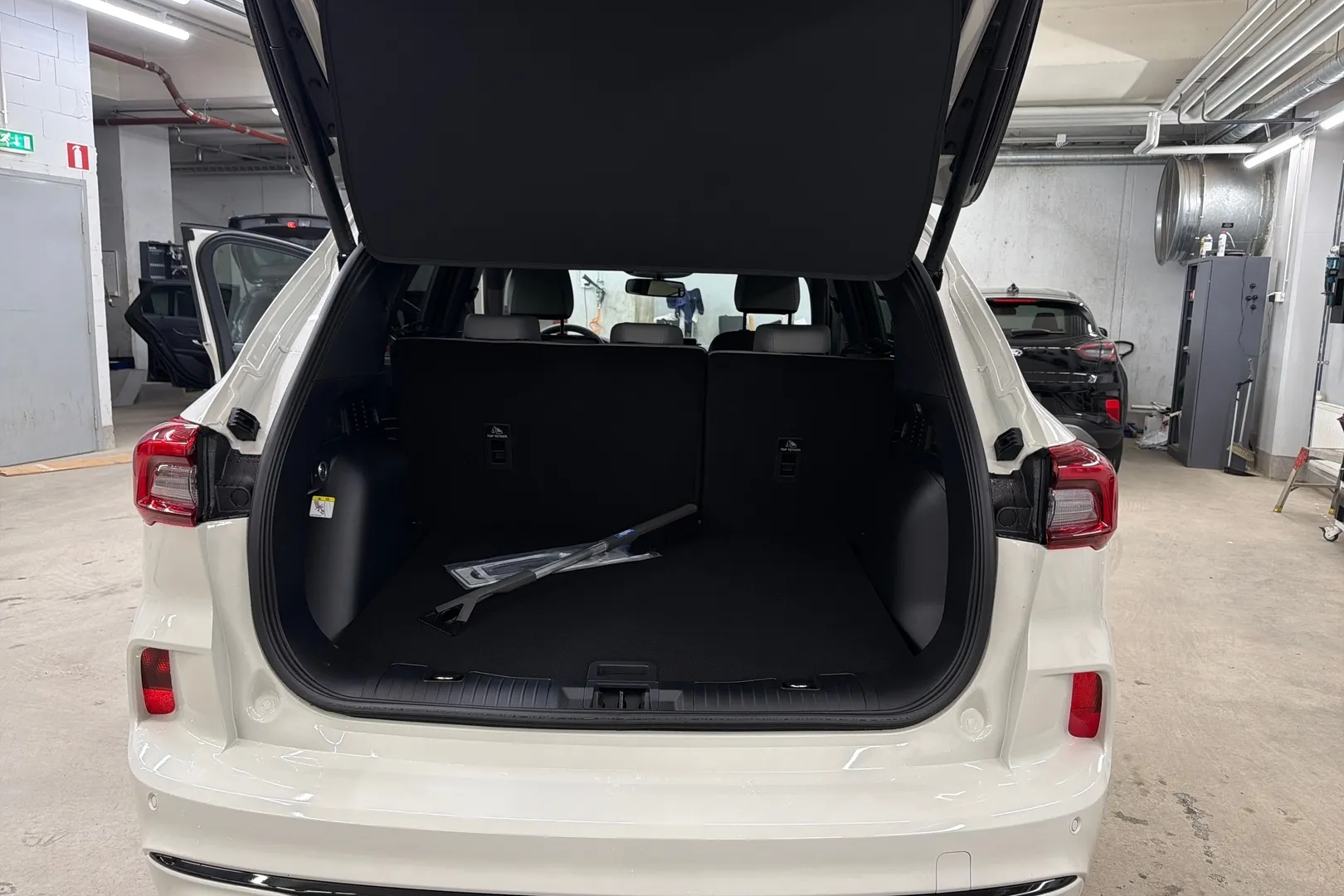 Ford Kuga NOM-509 carousel image