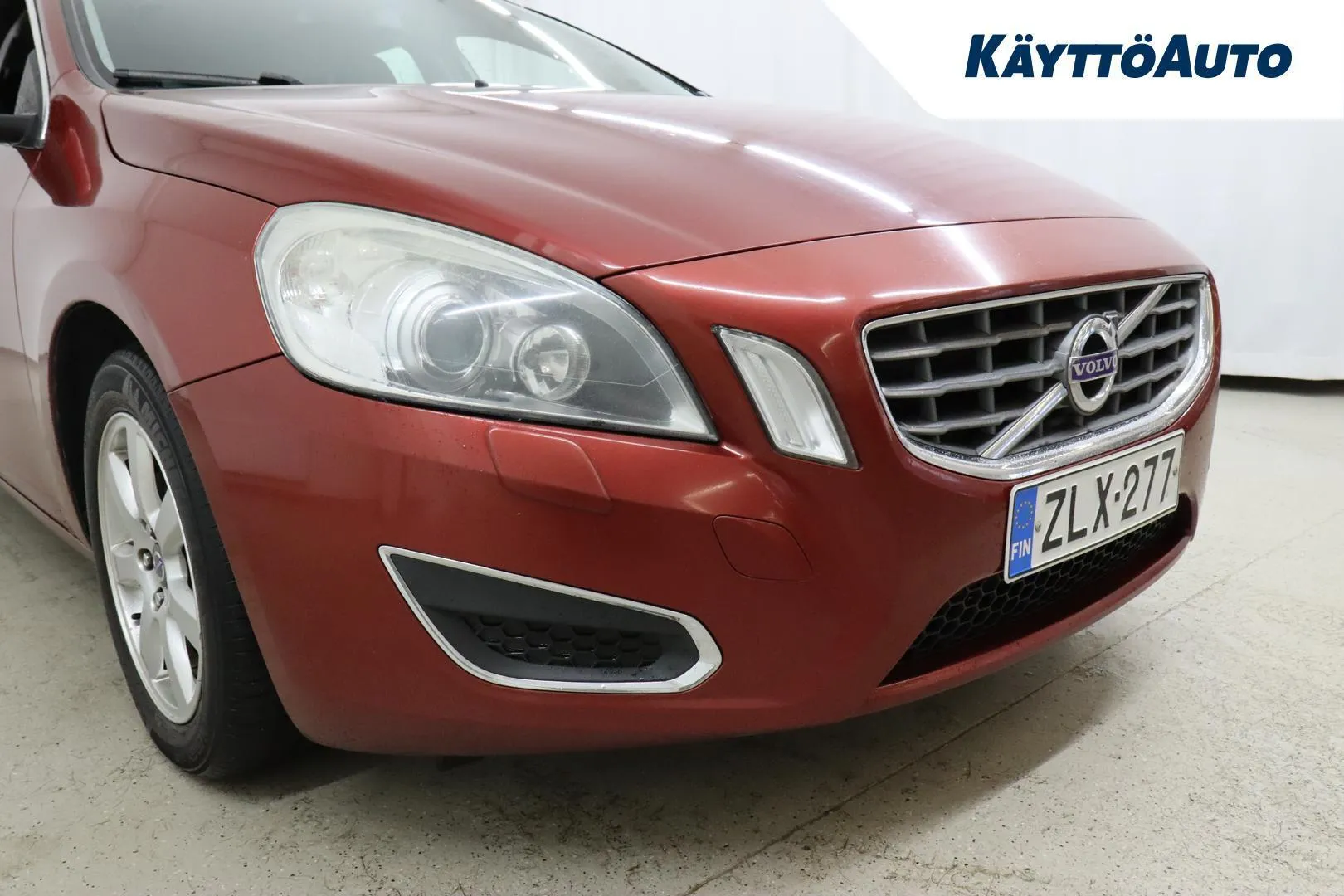 Volvo V60 ZLX-277 carousel image