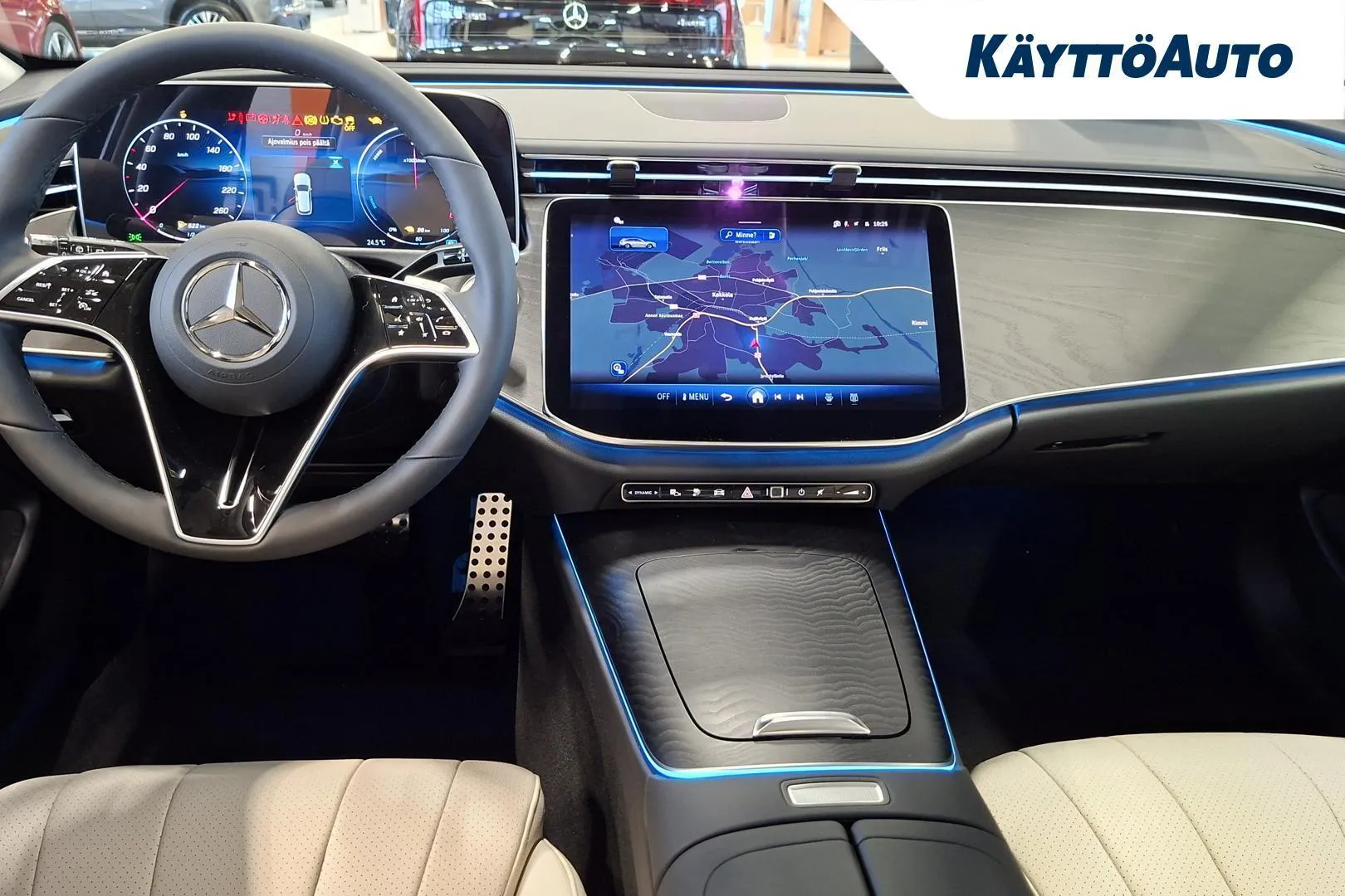 MERCEDES-BENZ E RXR-882 carousel image