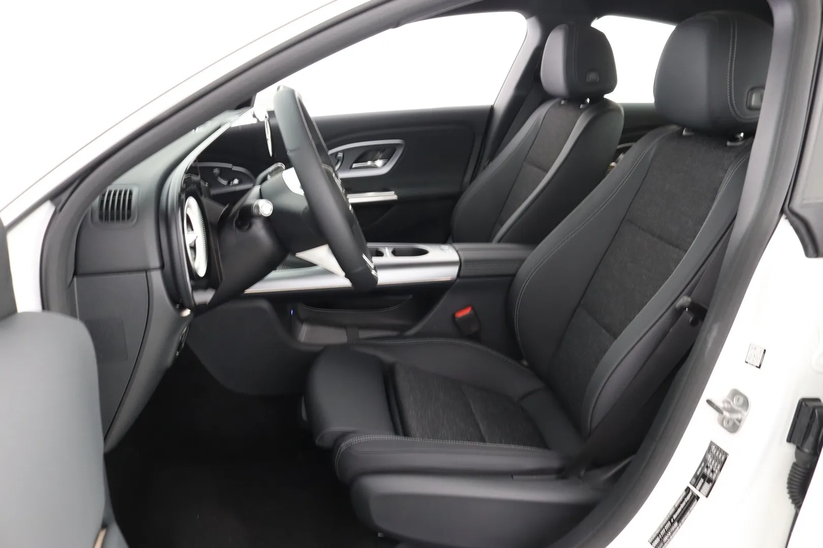 Mercedes-Benz CLA SSJ-994 carousel image