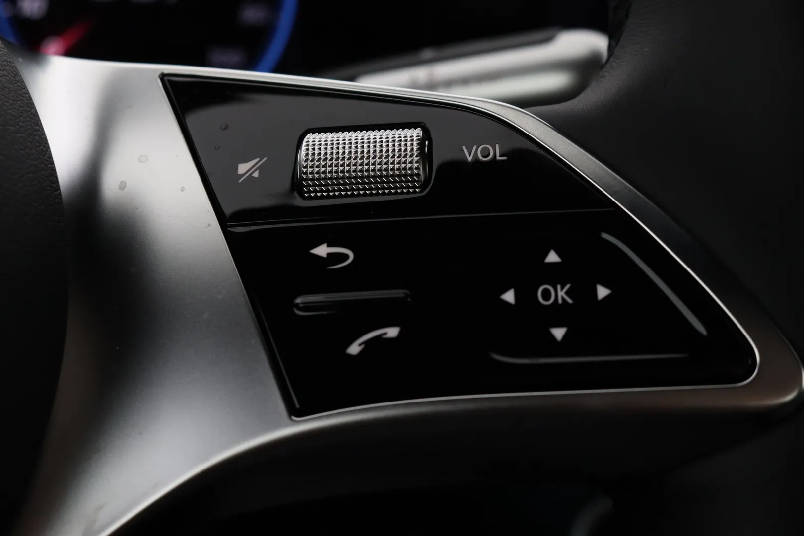 Mercedes-Benz CLA SSJ-994 carousel image