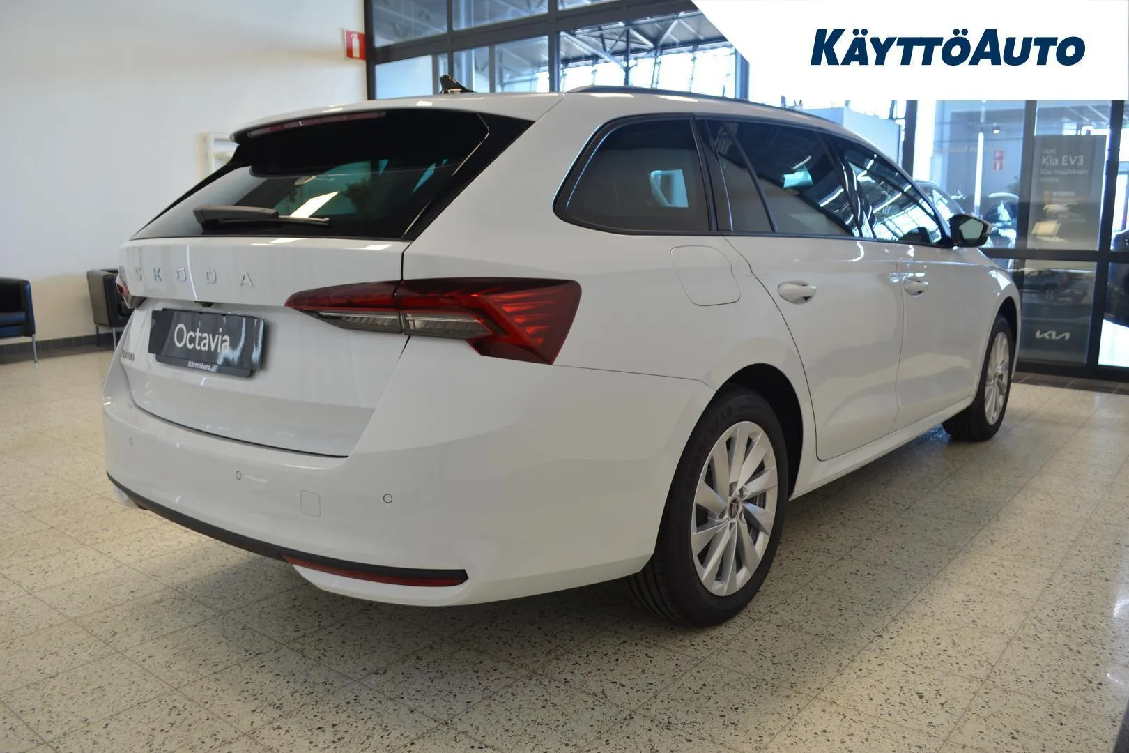 Skoda Octavia FSV-889 carousel image