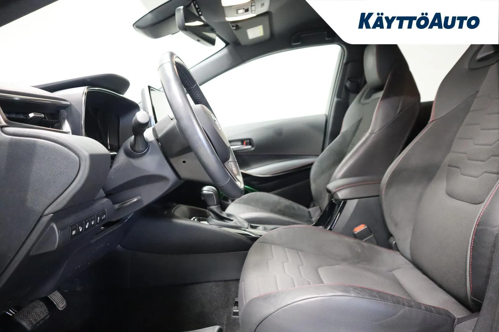 Toyota Corolla XRK-848 carousel image