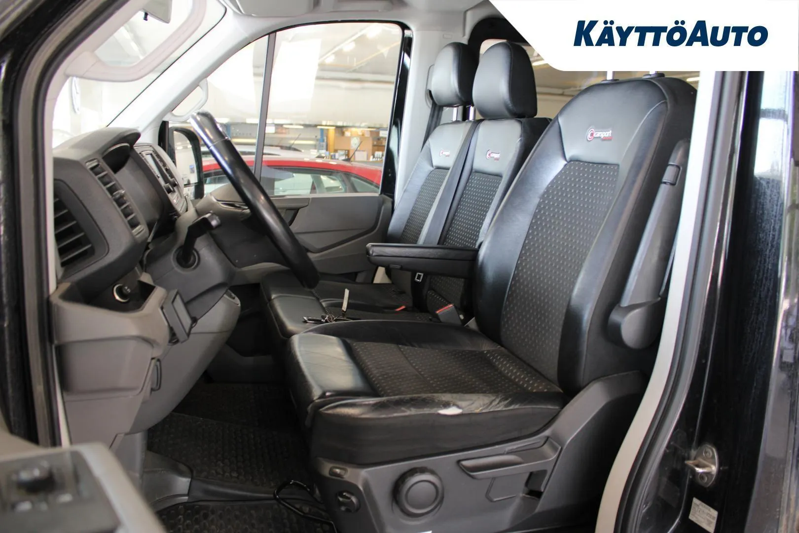 Volkswagen Crafter FNM-946 carousel image