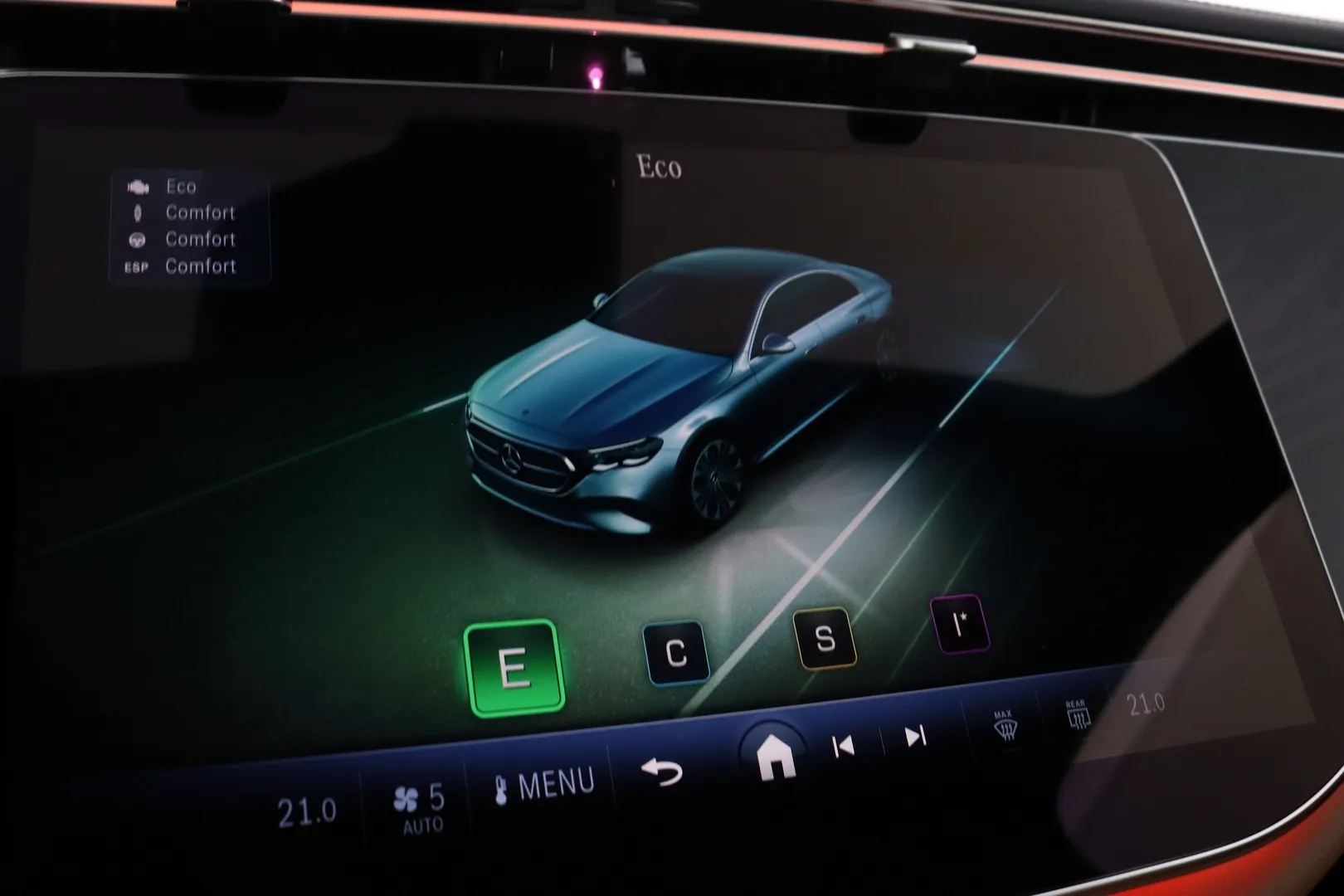 Mercedes-Benz E XTM-141 carousel image