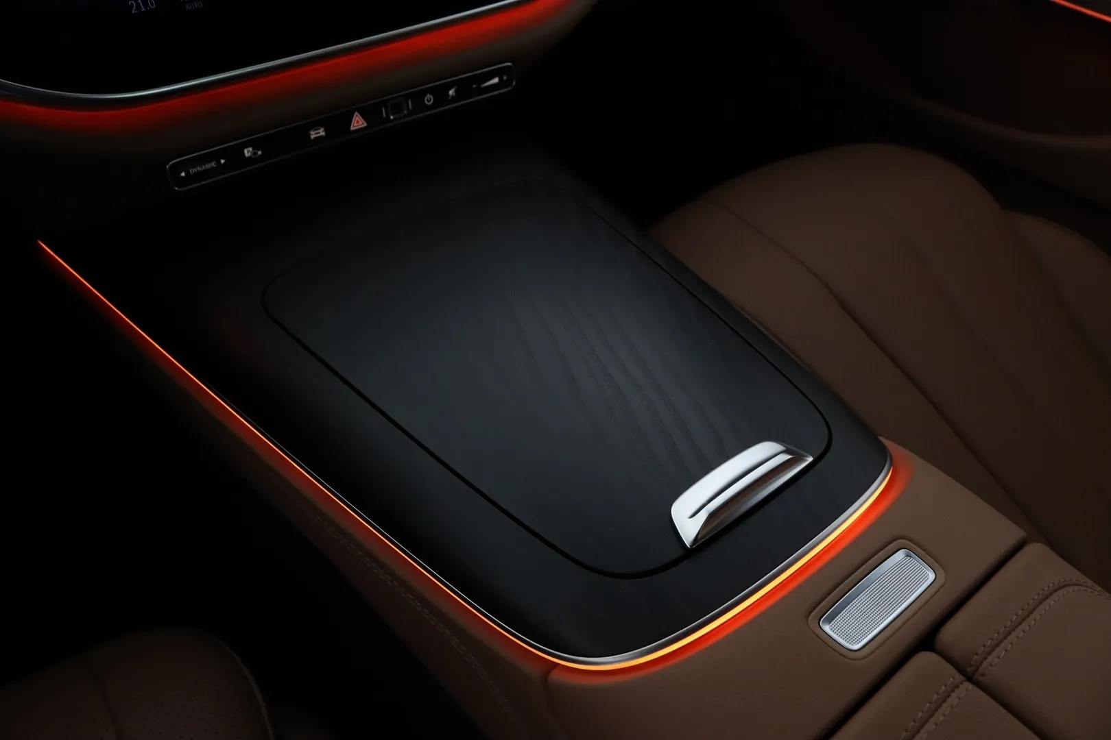 Mercedes-Benz E XTM-141 carousel image