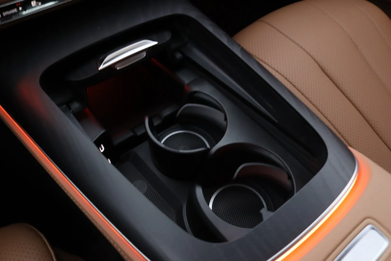 Mercedes-Benz E XTM-141 carousel image