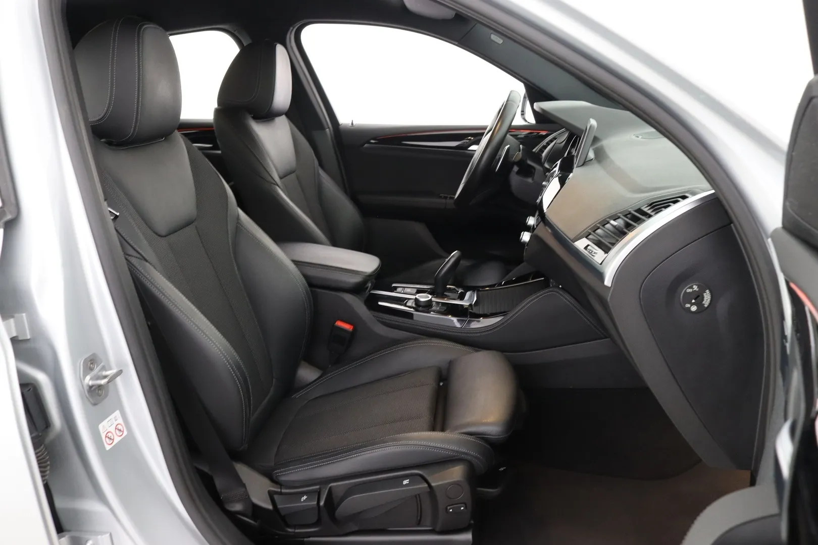 BMW X4 SVZ-404 carousel image