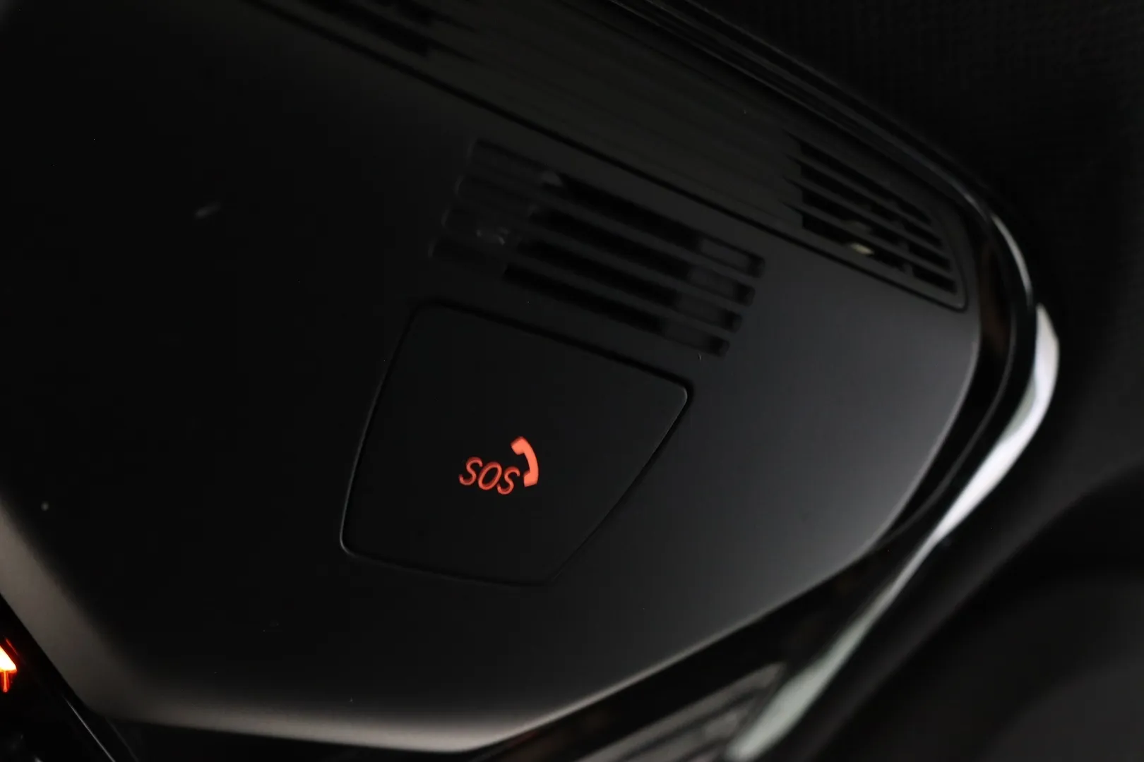 BMW X4 SVZ-404 carousel image