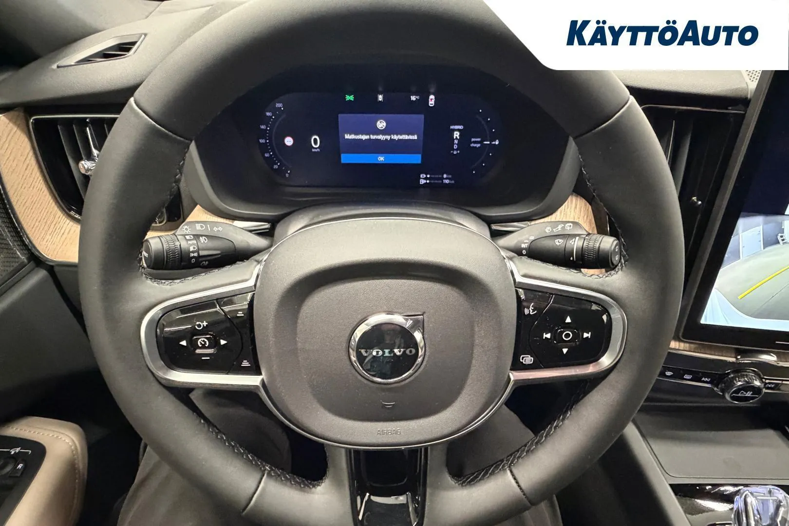 Volvo XC60 FSZ-504 carousel image