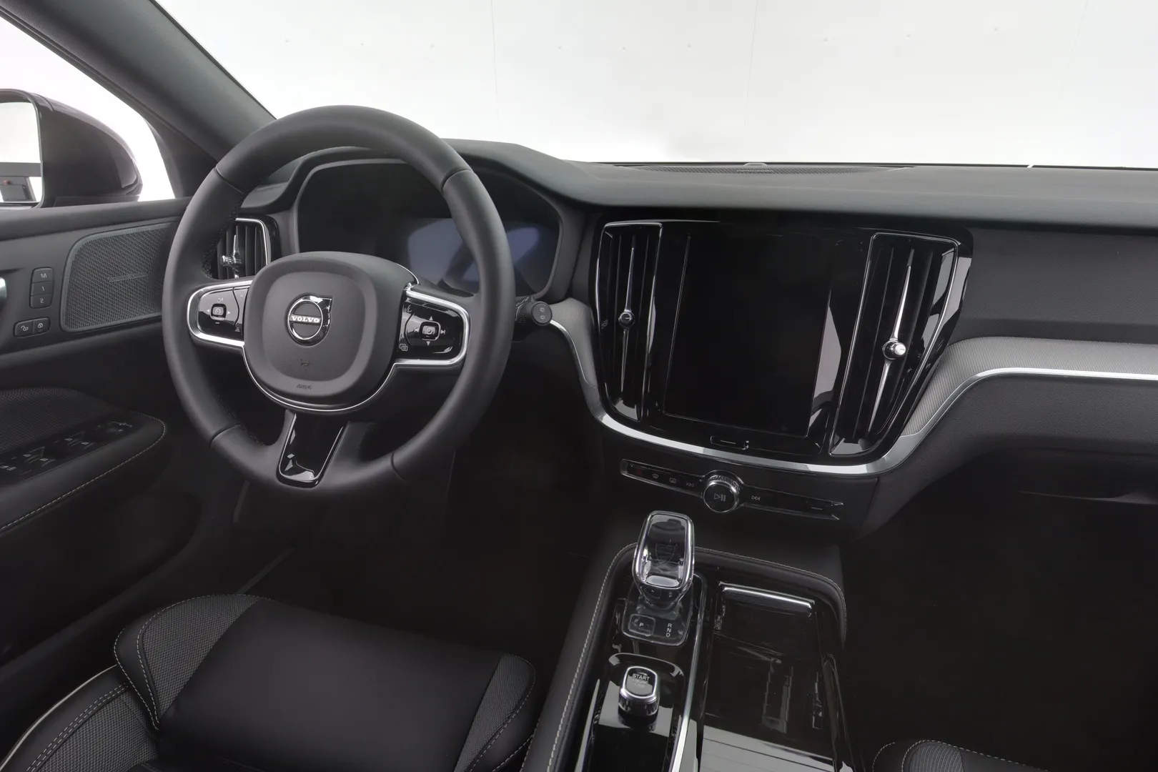 Volvo V60 FSZ-505 carousel image
