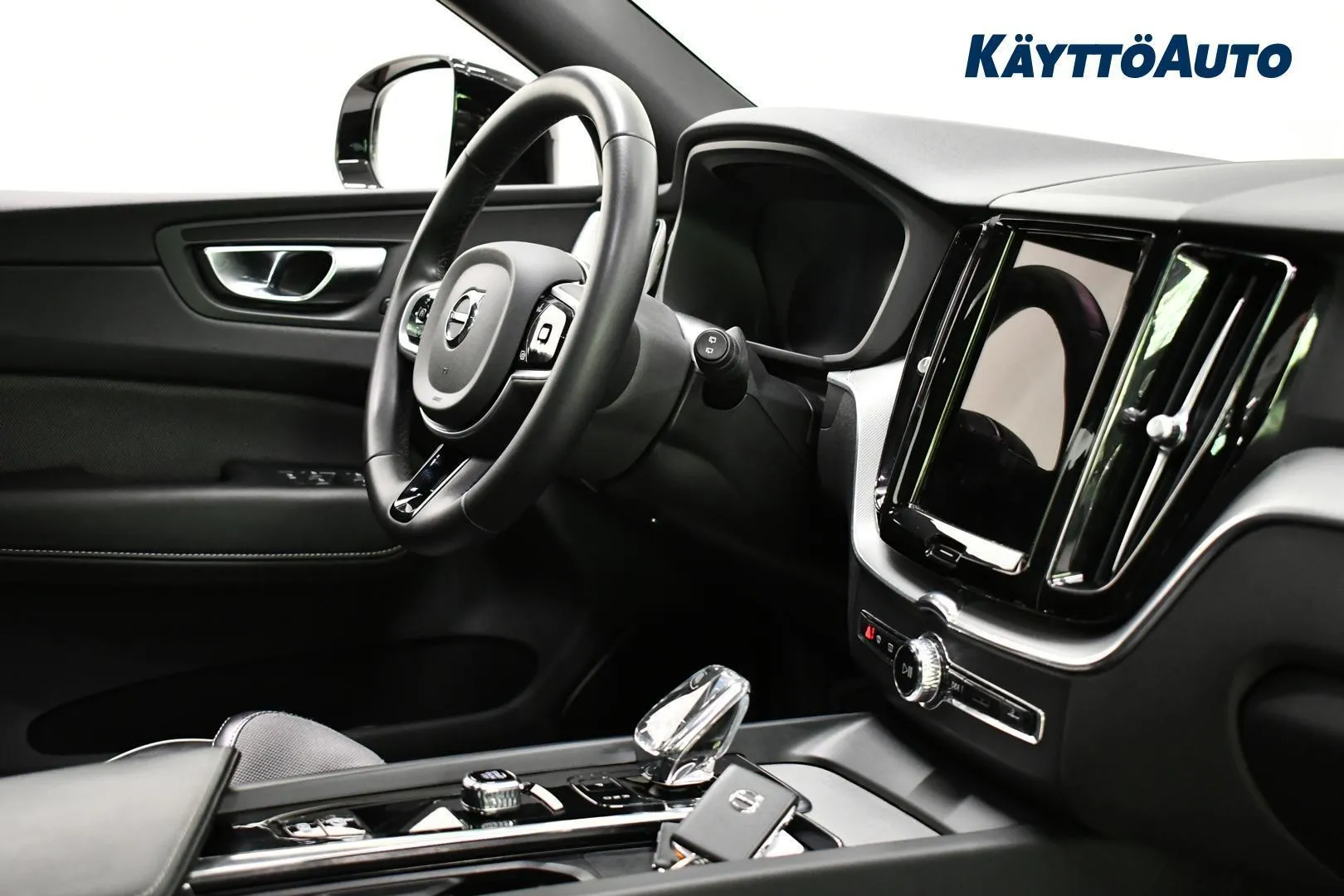 Volvo XC60 KUX-178 carousel image