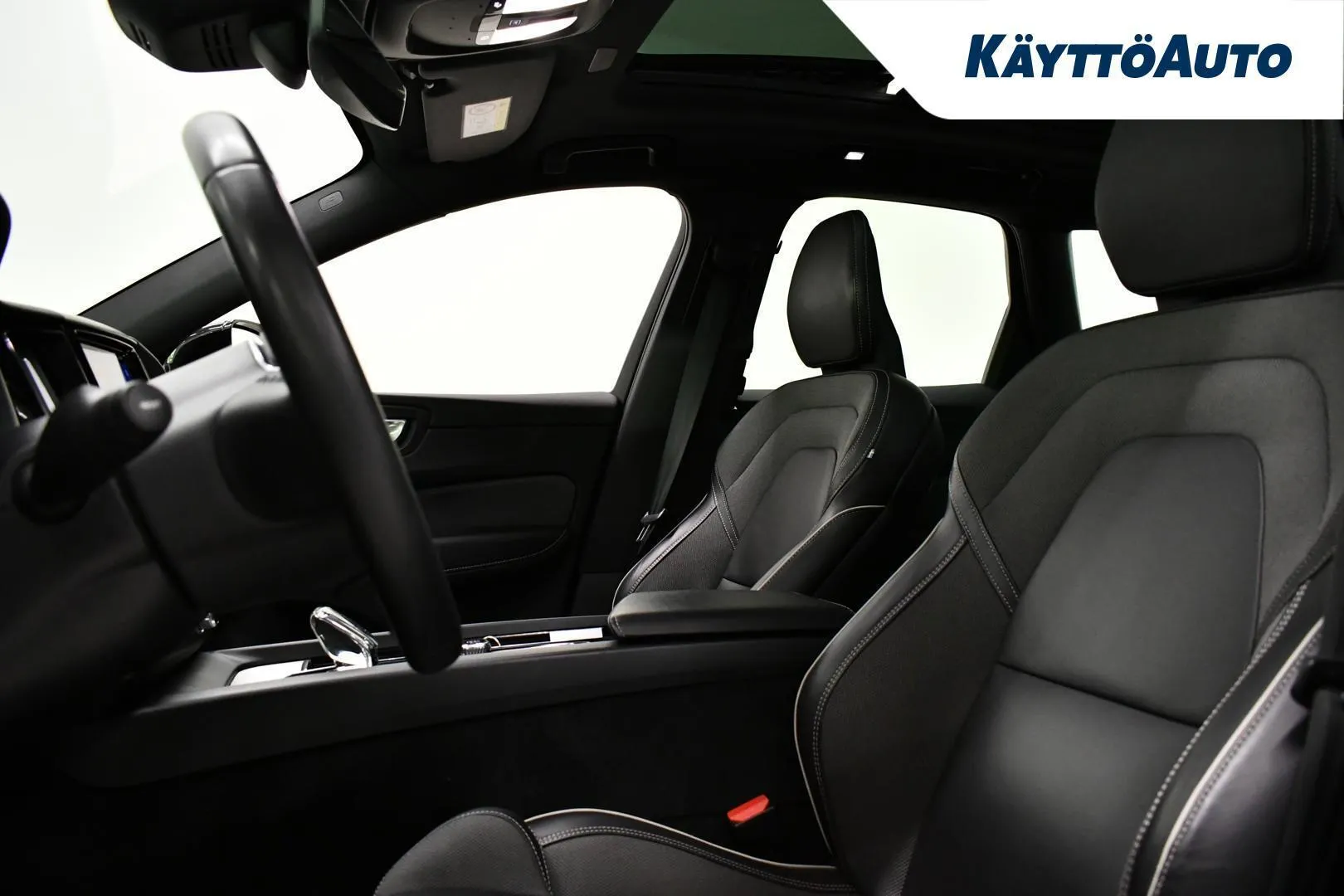 Volvo XC60 KUX-178 carousel image