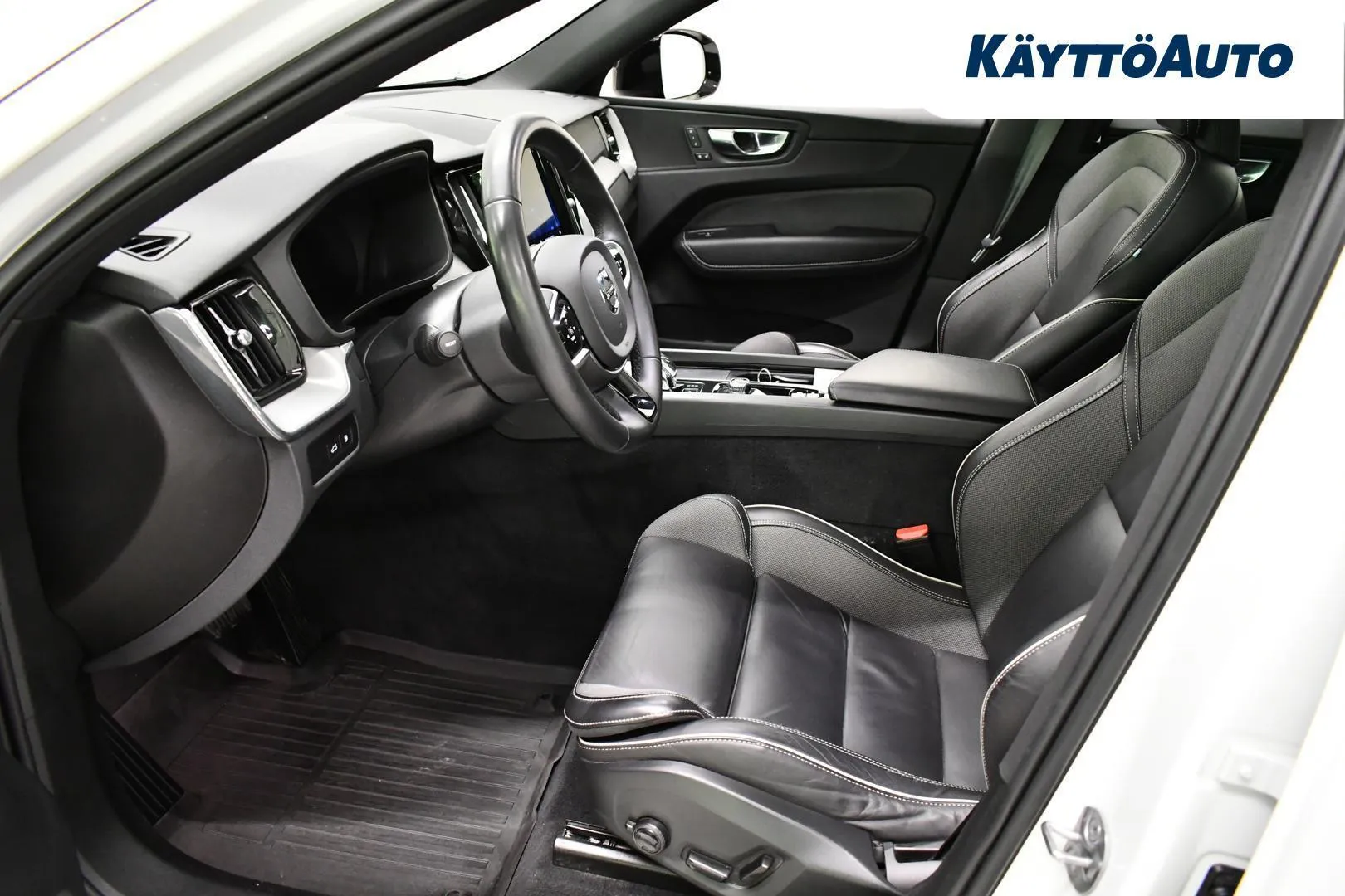 Volvo XC60 KUX-178 carousel image