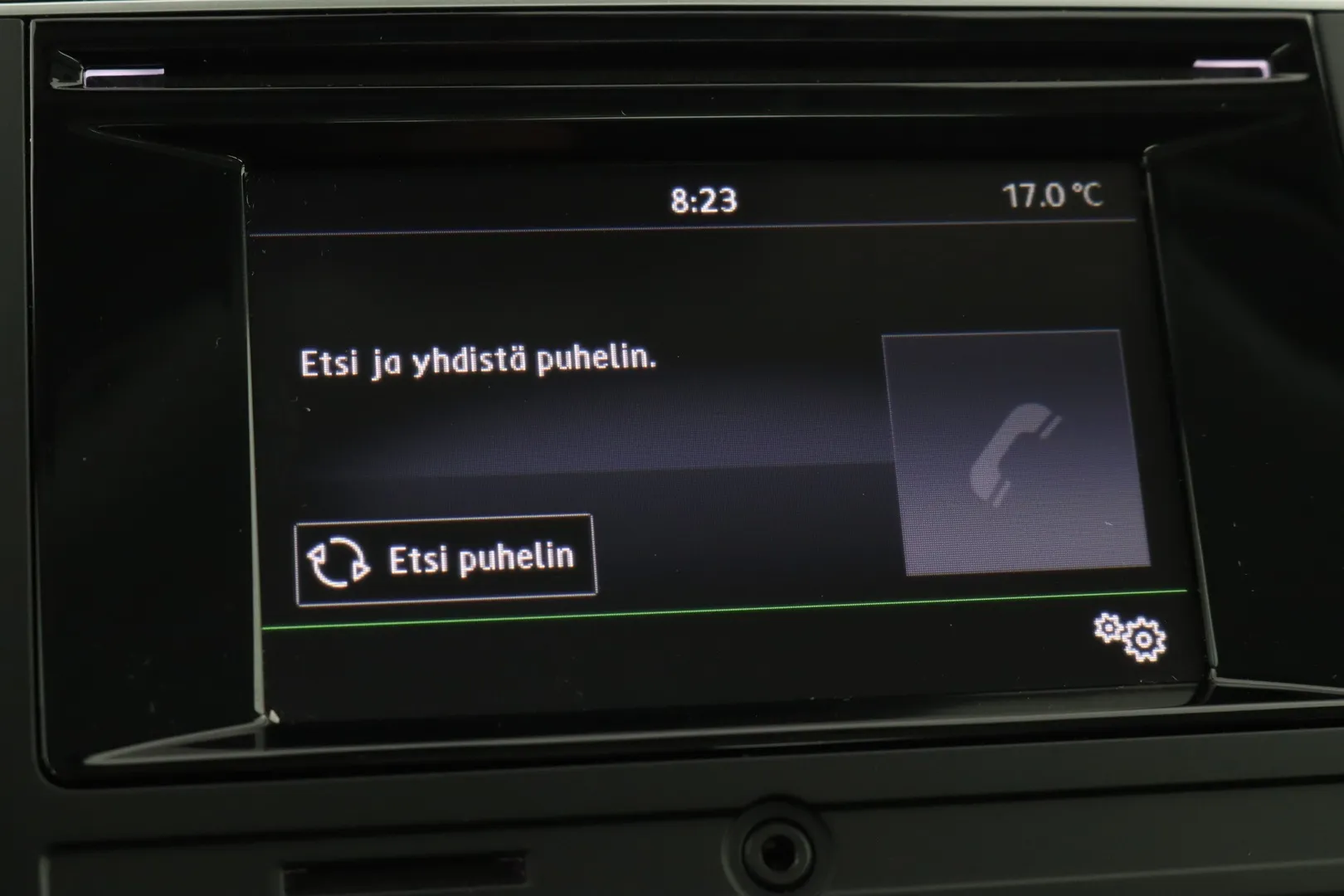 Volkswagen Golf Sportsvan LNC-661 carousel image