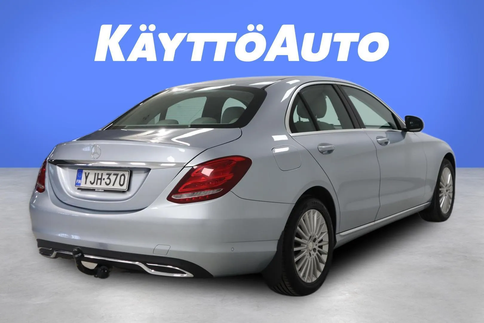 Mercedes-Benz C YJH-370 carousel image