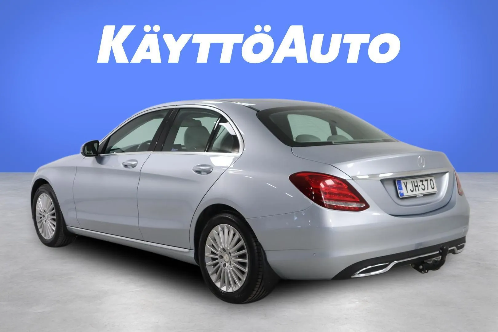 Mercedes-Benz C YJH-370 carousel image