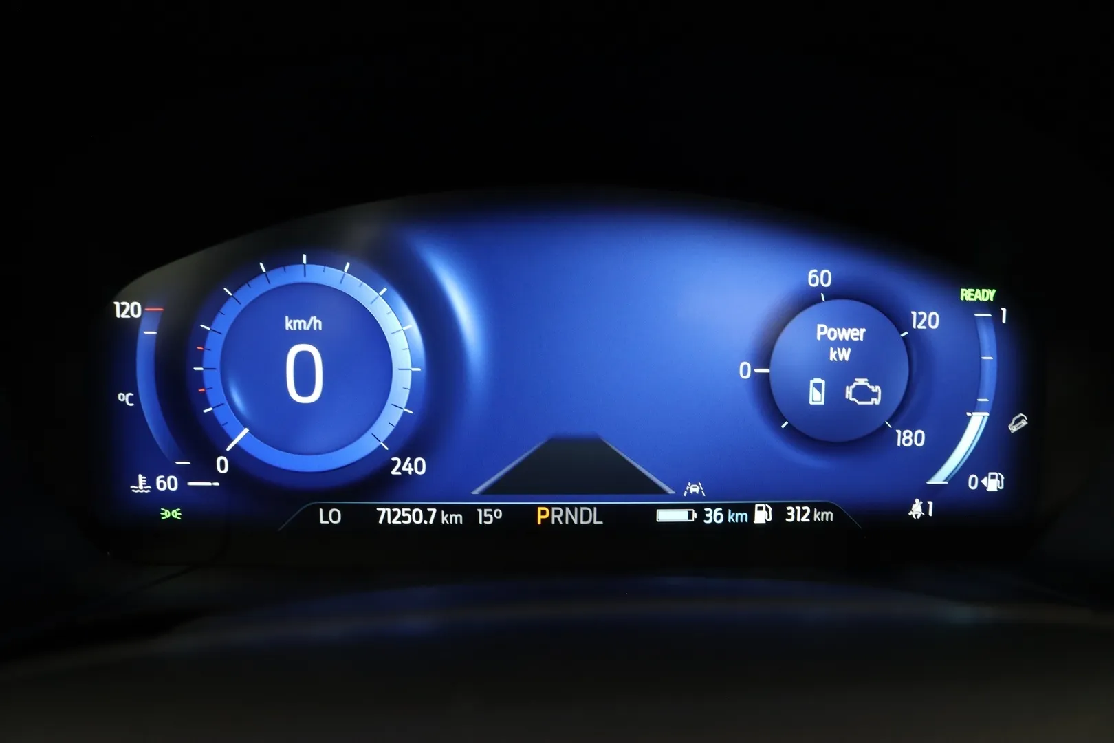 Ford Kuga IPX-133 carousel image