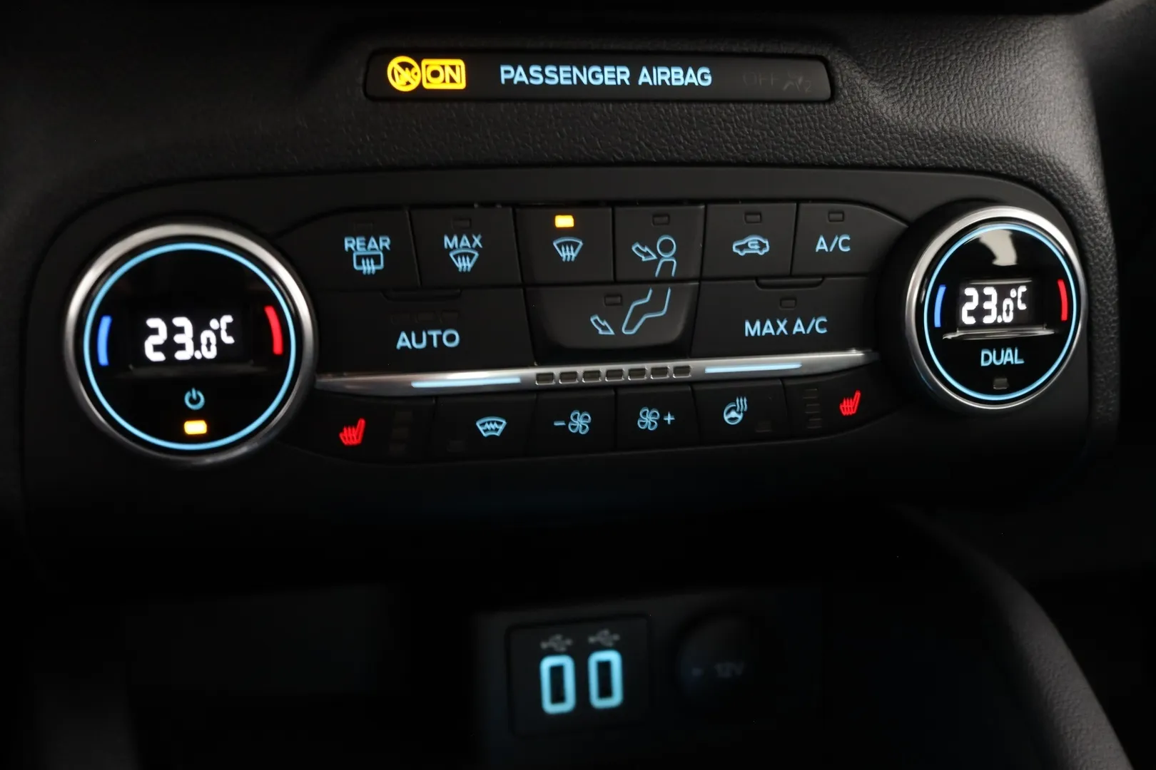 Ford Kuga IPX-133 carousel image
