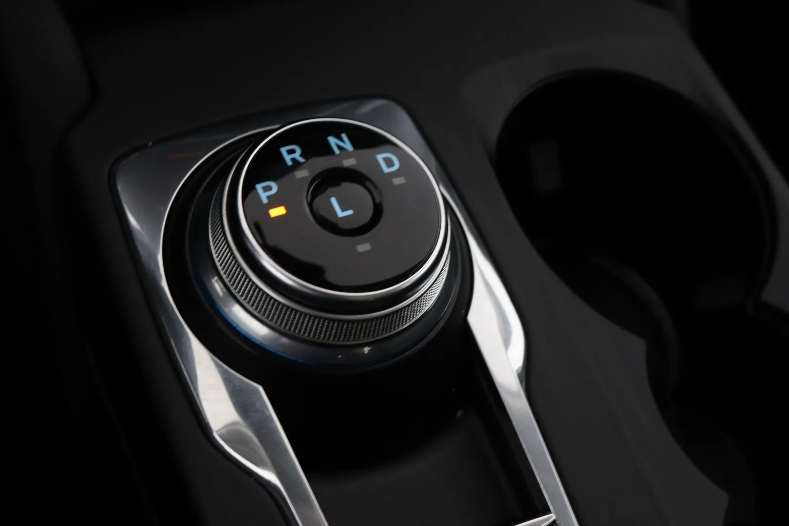 Ford Kuga IPX-133 carousel image