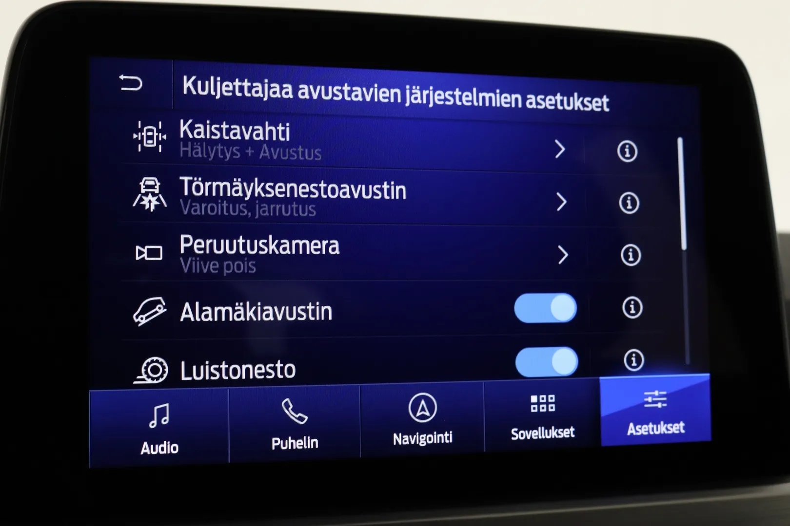 Ford Kuga IPX-133 carousel image
