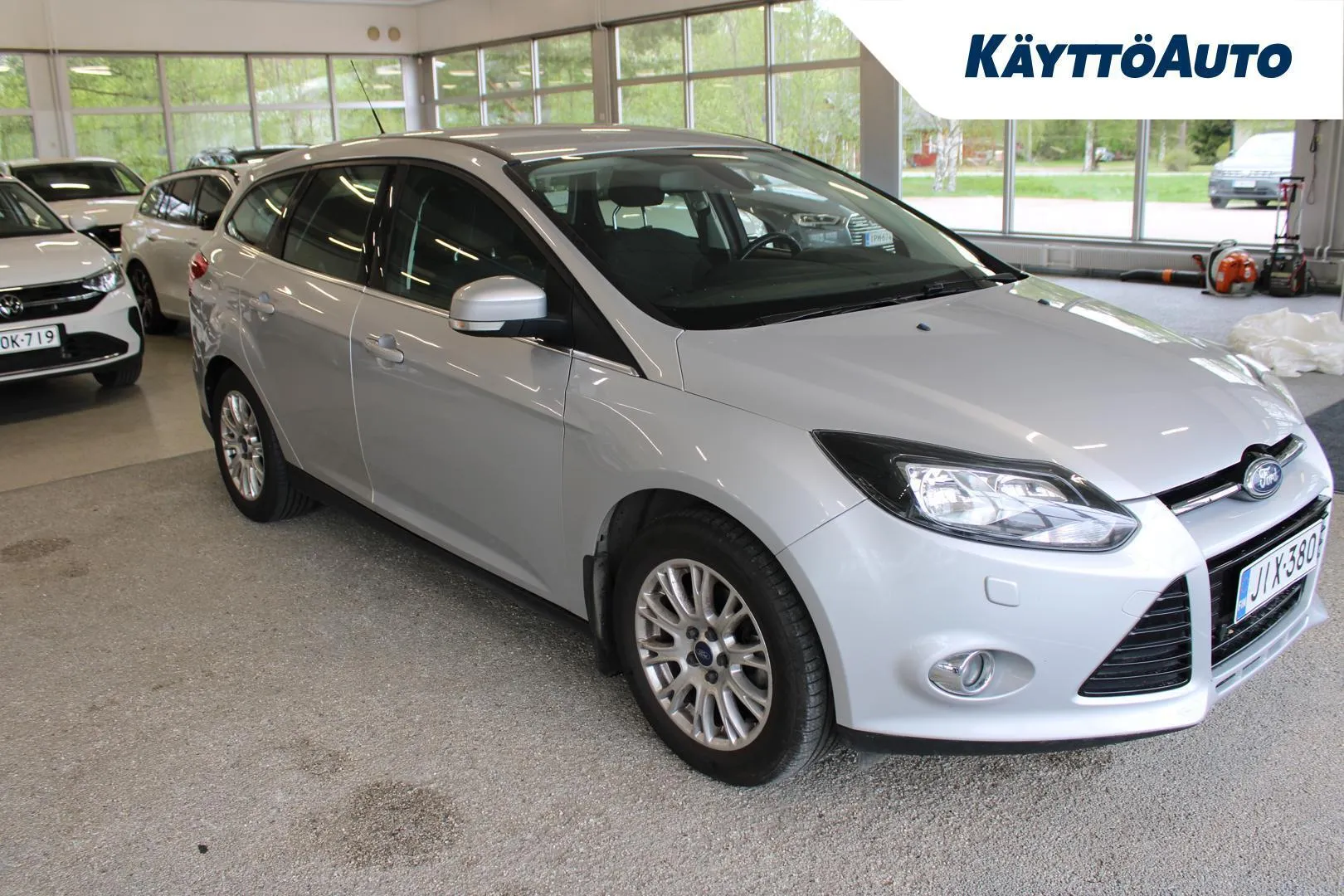 Ford Focus JIX-380 carousel image