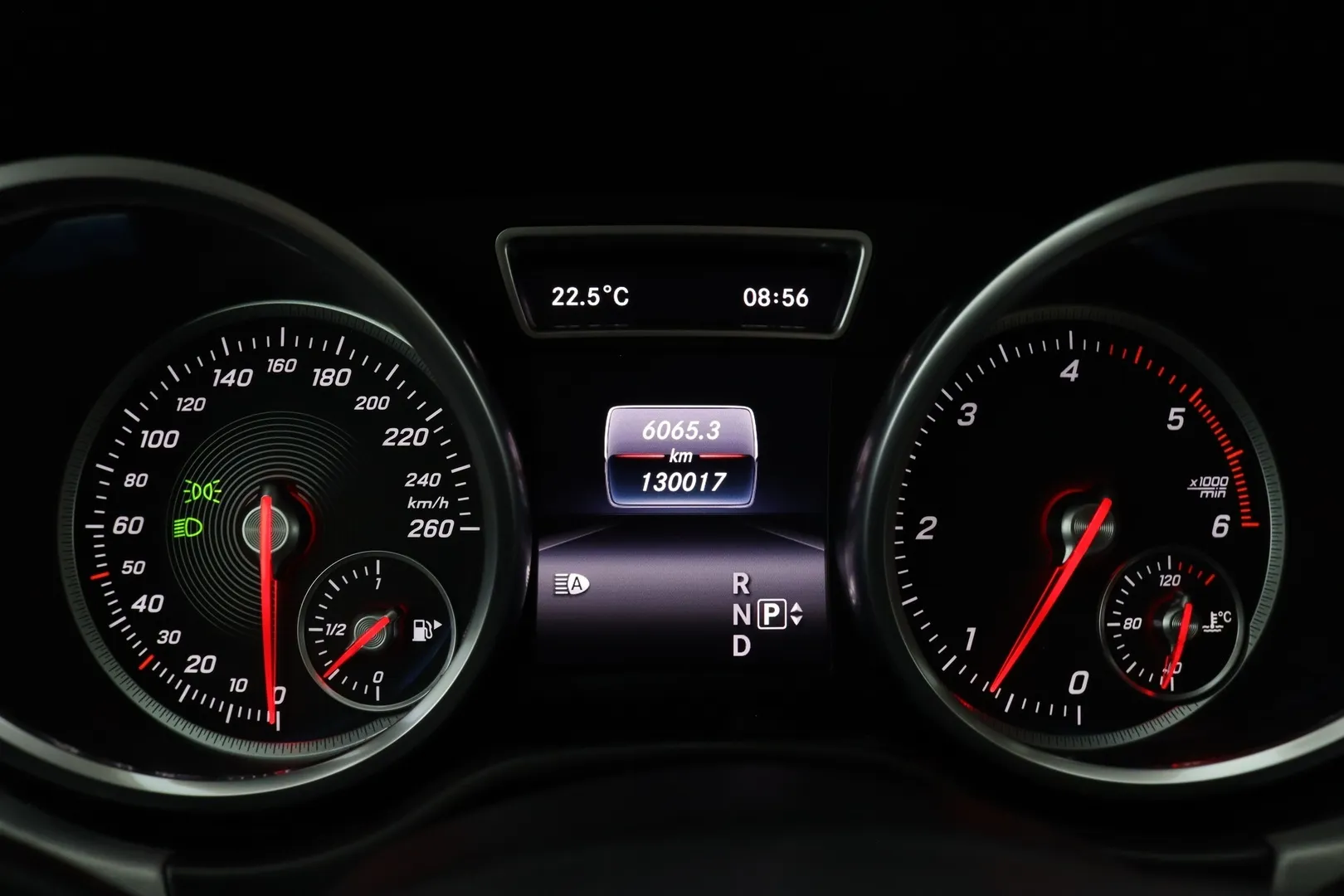 Mercedes-Benz GLE MRZ-906 carousel image