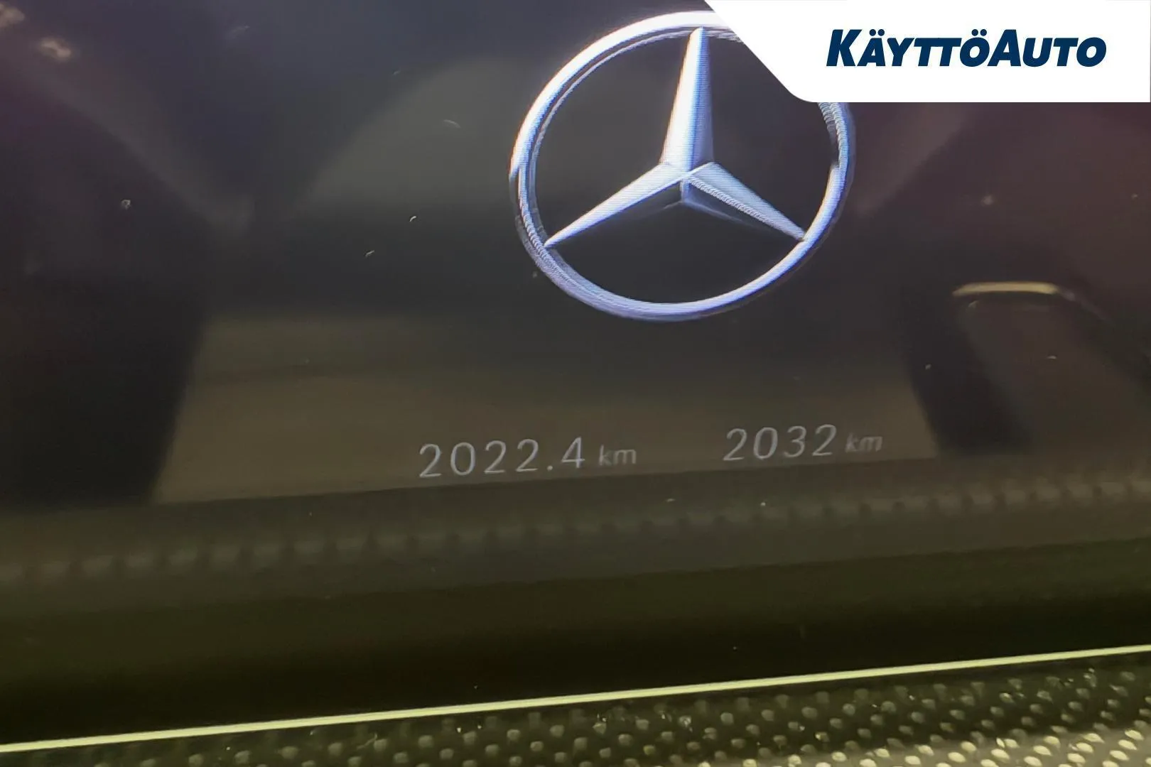 Mercedes-Benz CLA EVM-932 carousel image