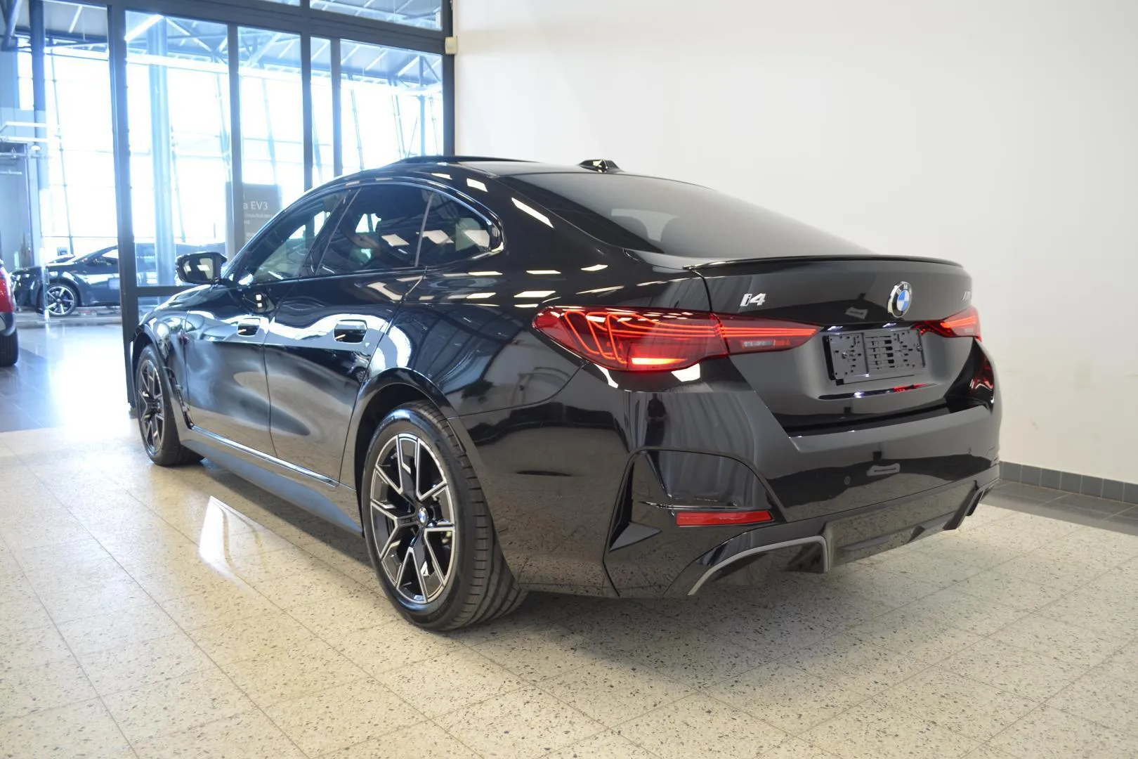 BMW I4 M60 SSK-948 carousel image