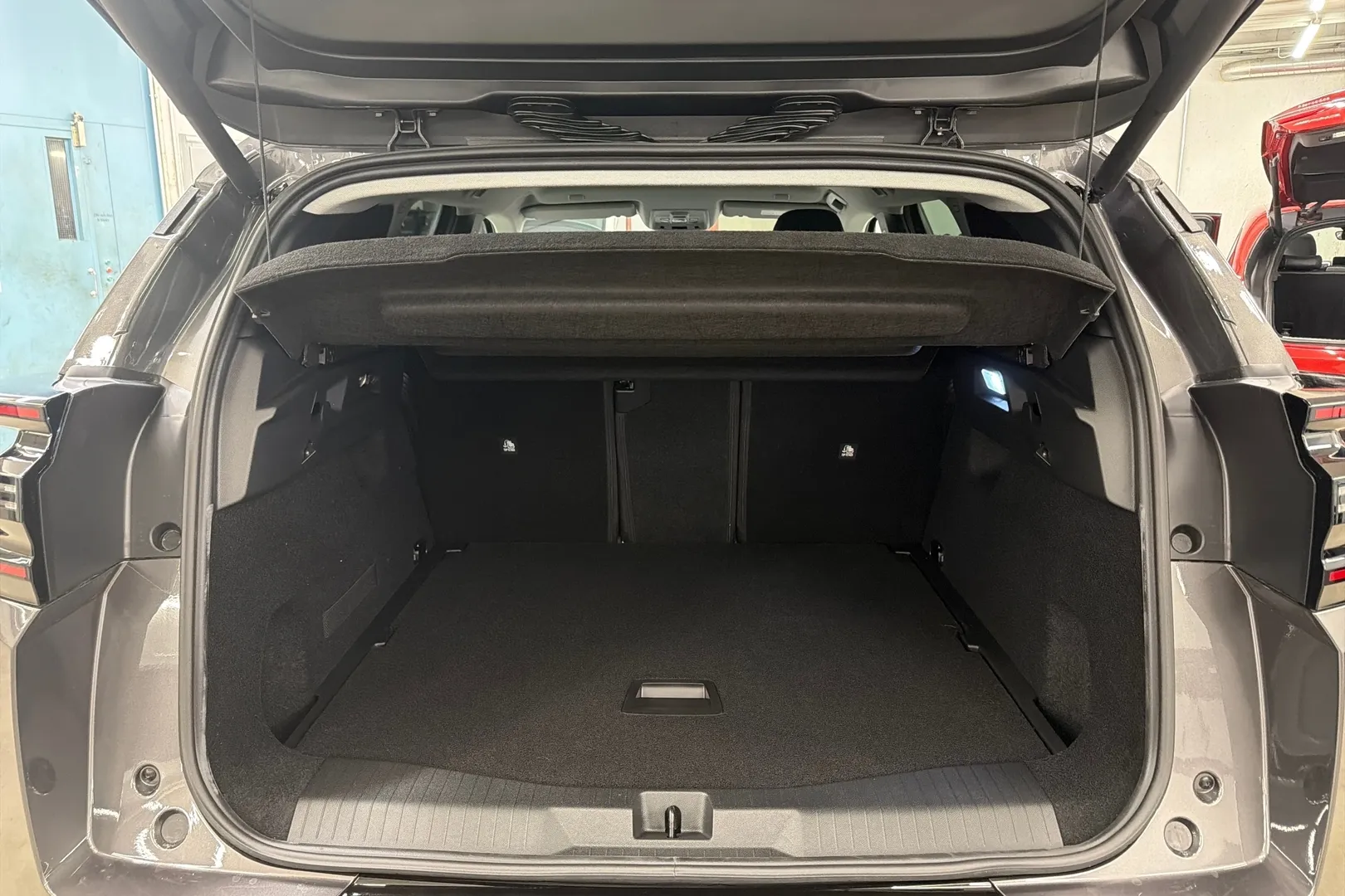 Citroen e-C5 Aircross YMM-172 carousel image