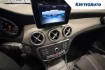 Mercedes-Benz CLA YJJ-982 carousel thumbs