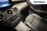 Mercedes-Benz CLA YJJ-982 carousel thumbs