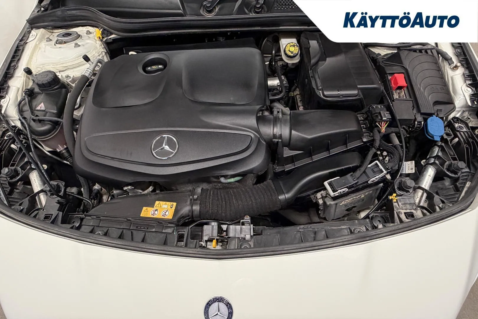 Mercedes-Benz CLA YJJ-982 carousel image