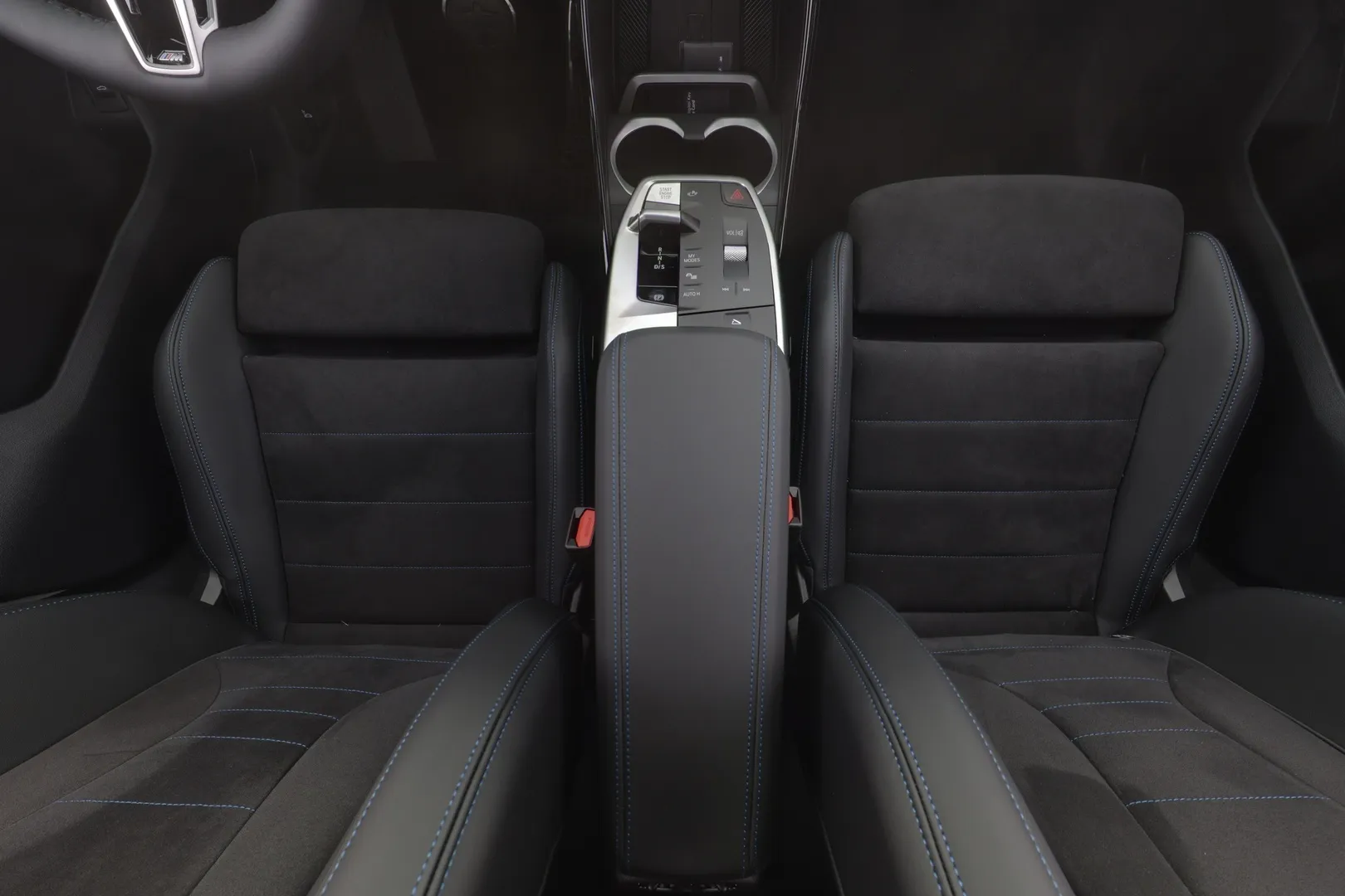 BMW X1 SSN-380 carousel image