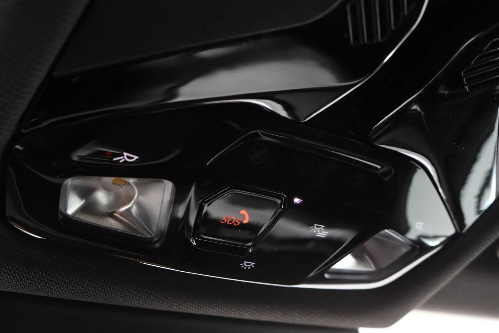 BMW X1 SSN-380 carousel image