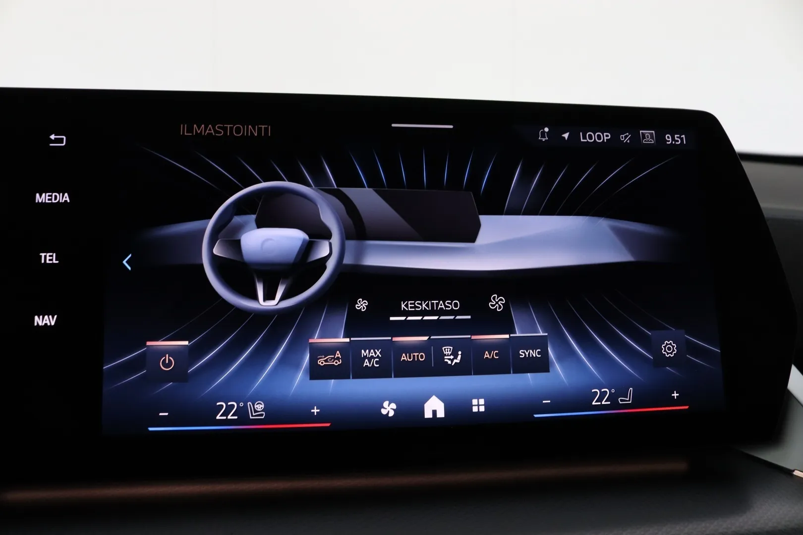 BMW X1 SSN-380 carousel image